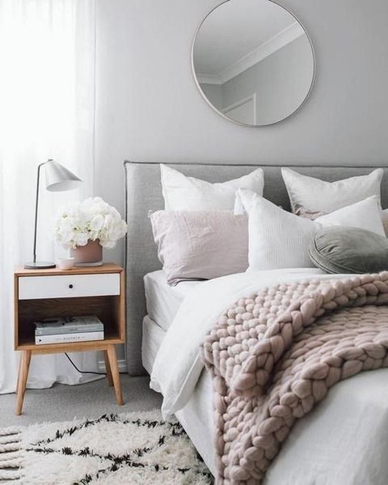 Scandinavian Bedroom Ideas: Layer of Fluffy Stuff