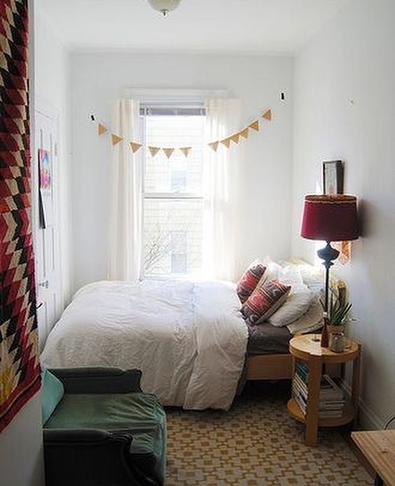 small bedroom ideas 12