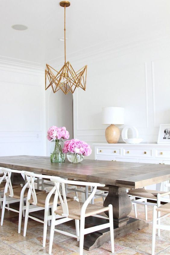 Casual Dining Room Ideas: Elegant Farmhouse Space