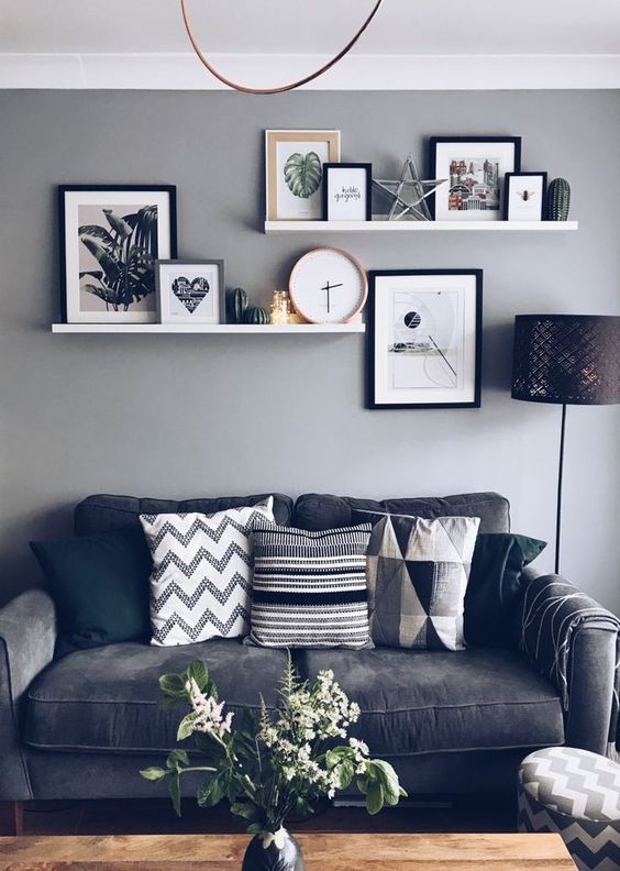Living Room Shelves Ideas: Simple Decorative Shelves