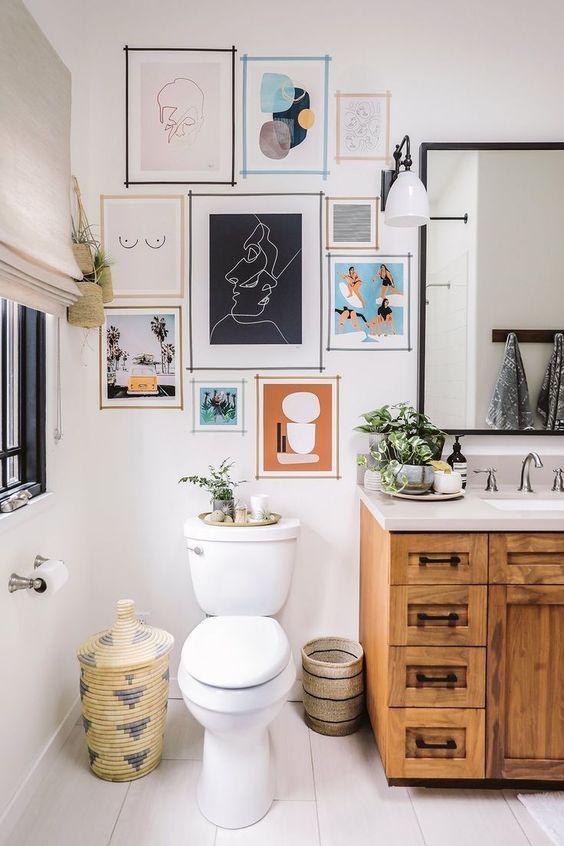 Bathroom Wall Decor Ideas: Modern Vintage Decor