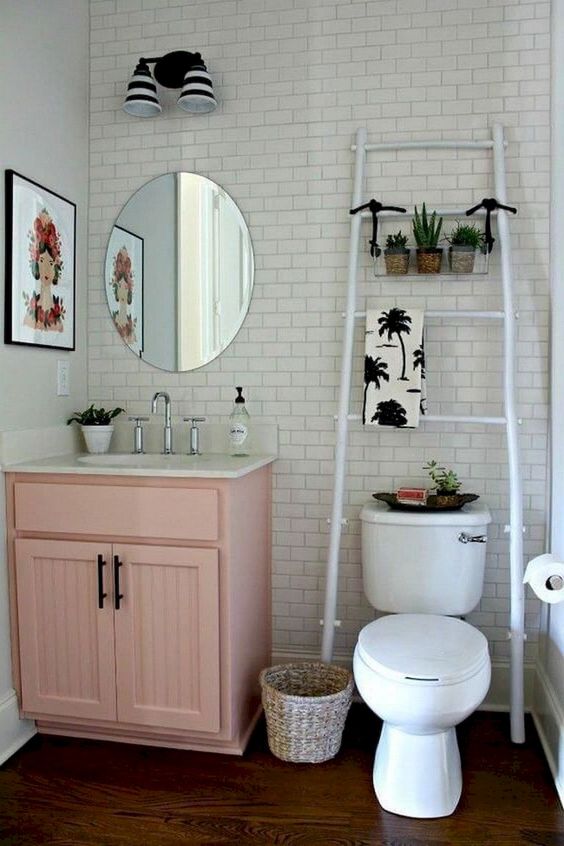 Bathroom Wall Decor Ideas: Simple Wall Decor
