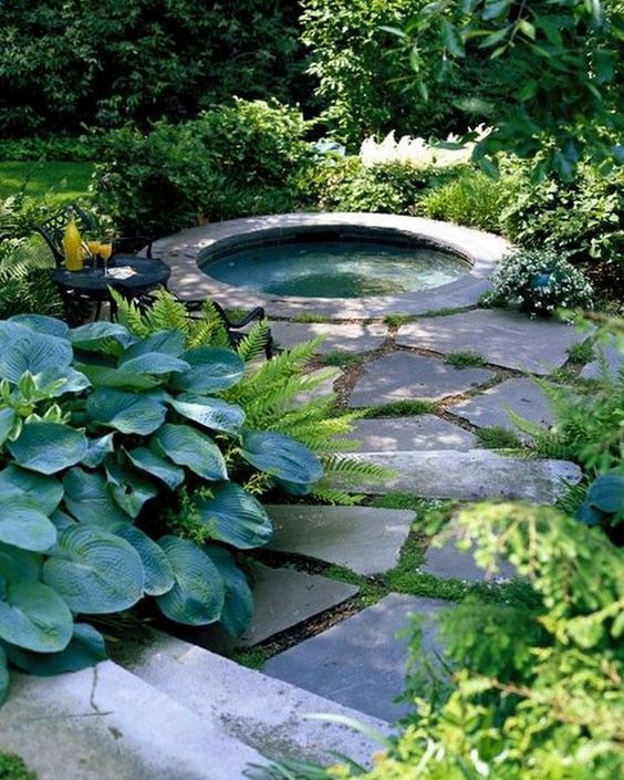 Natural Hot Tub: Garden Hot Tub