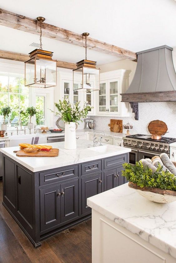 Kitchen Lighting Ideas: Elegant Rustic Farmhouse