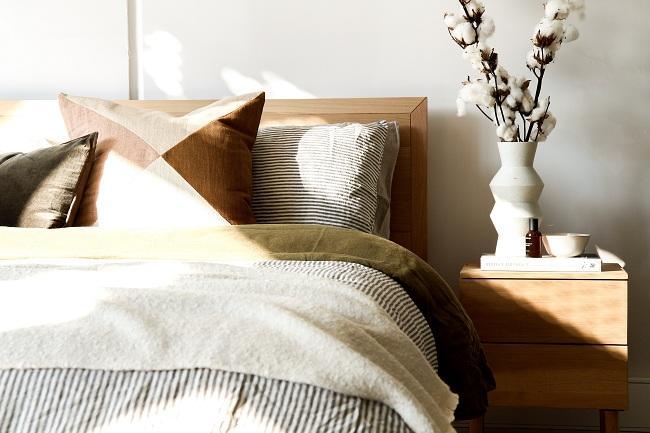 4 Simple Tips On How to Create a Cozy Bedroom