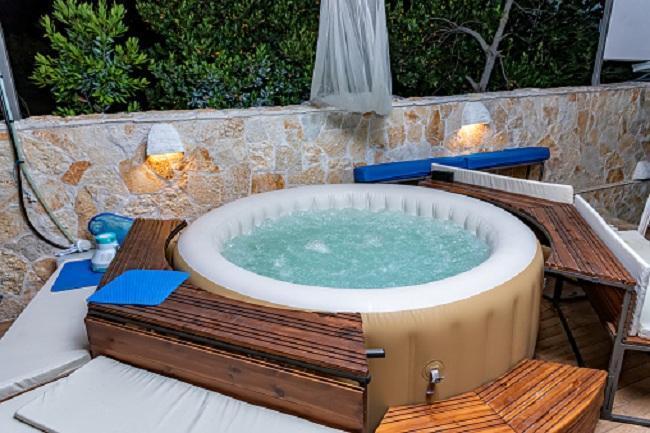 Easy DIY: How to Shock Hot Tubs by Yourself with 6 Steps